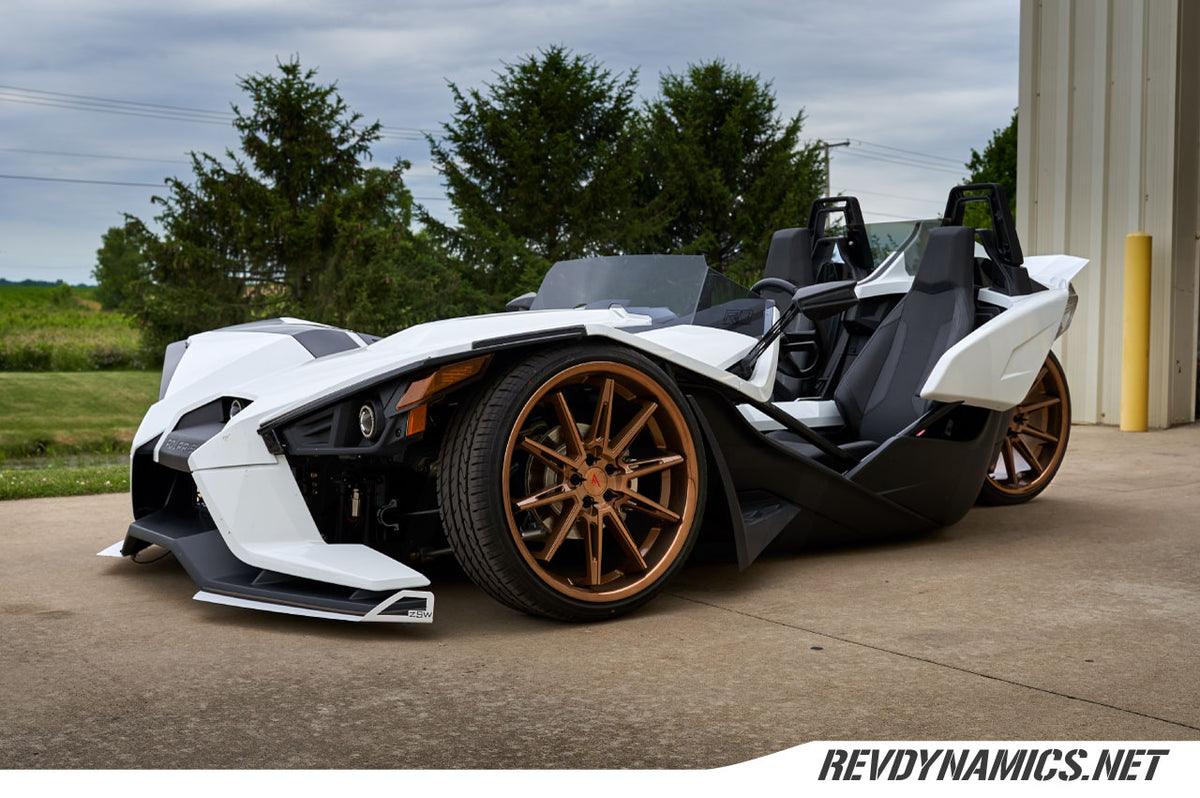 Polaris Slingshot With Ferrada CM2 Wheels