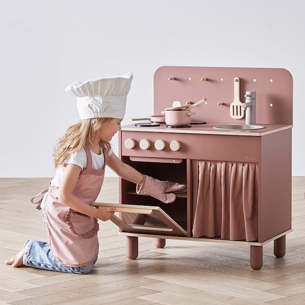 scandiborn kitchen pink