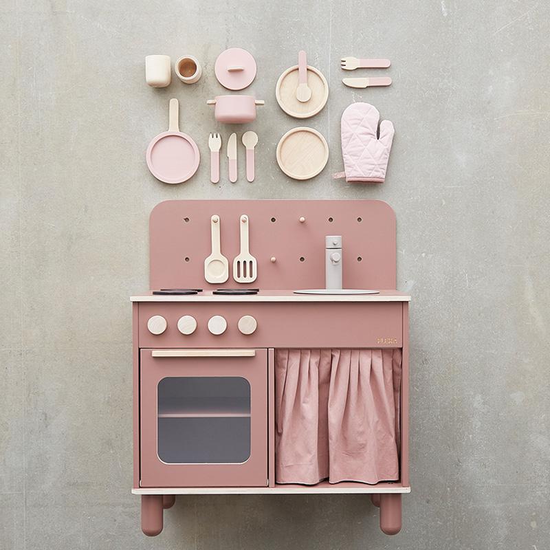 scandiborn kitchen pink