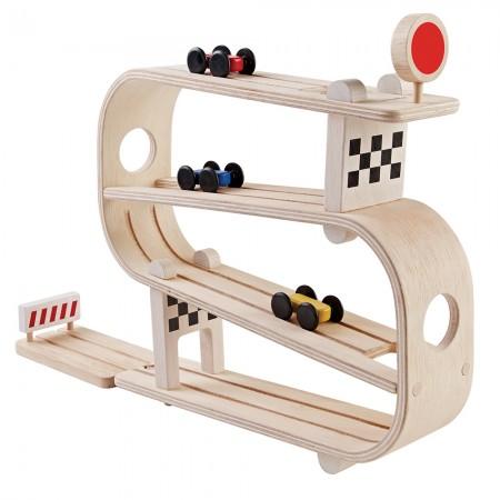 plan toys racing car