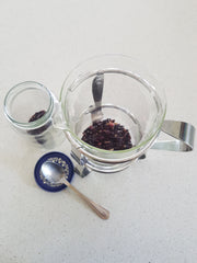 Iced tea. Hibiscus iced tea recipe. How to make iced tea. Delicious iced tea recipe. Roar Living