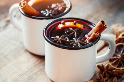 https://cdn.shopify.com/s/files/1/1257/7487/files/edn-garden-blog-hygge-mulled_wine_grande.jpg?v=1571338705