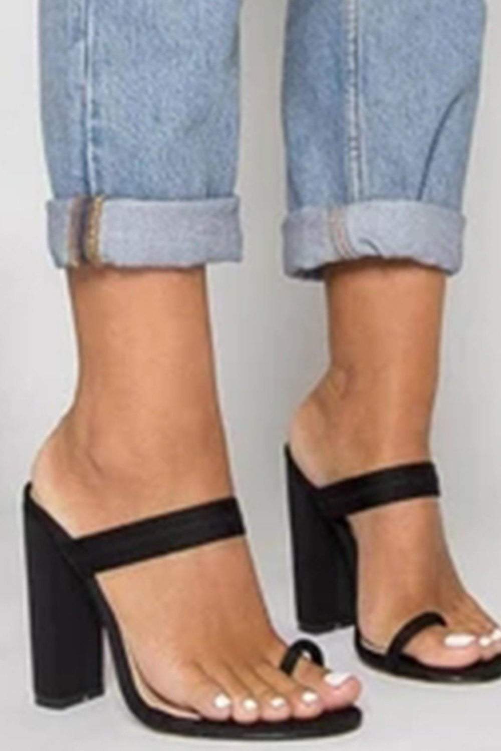 toe loop high heels