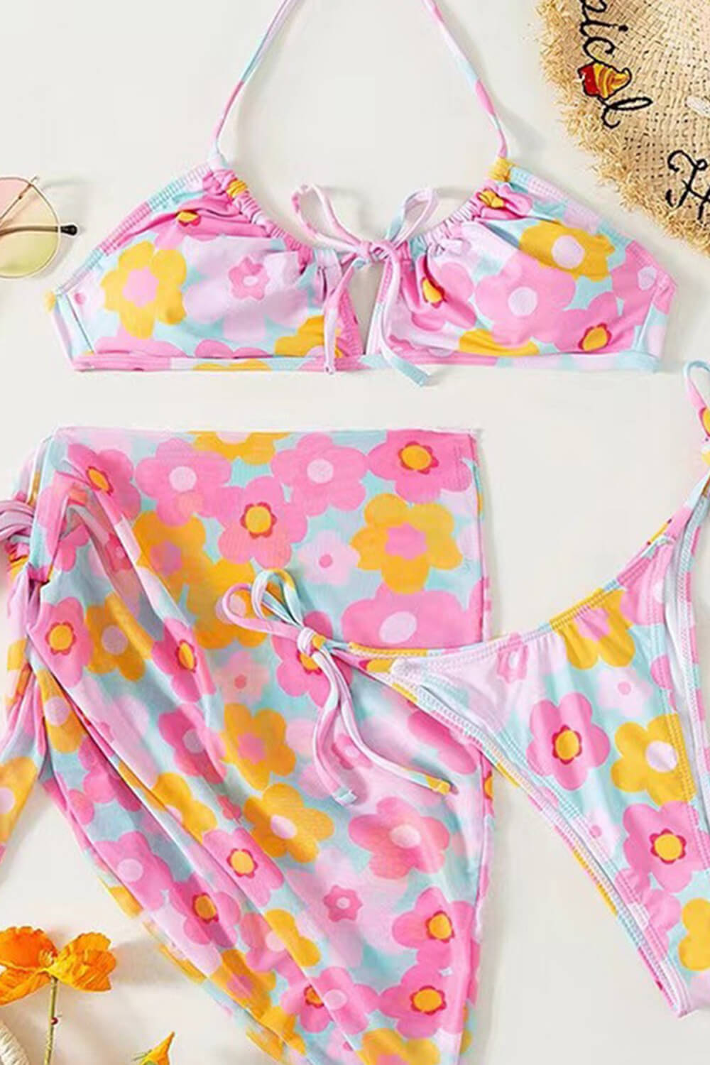 2 Piece Floral Split Bikini Set With Flexible Bow Tie Bikini Strap For  Women Pool Party (S) : : Clothing, Shoes & Accessories