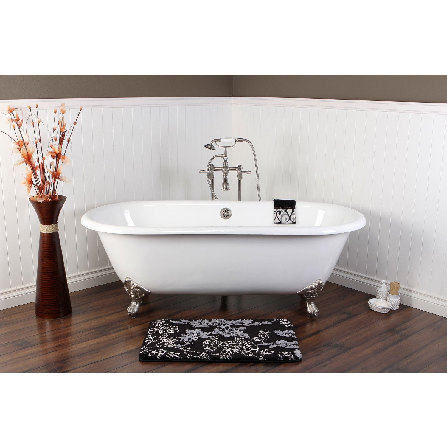 freestanding clawfoot tub