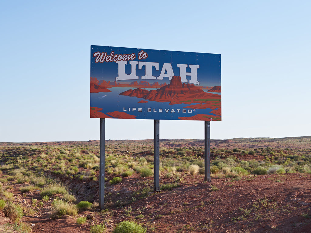 welcome-to-utah-arizona-border