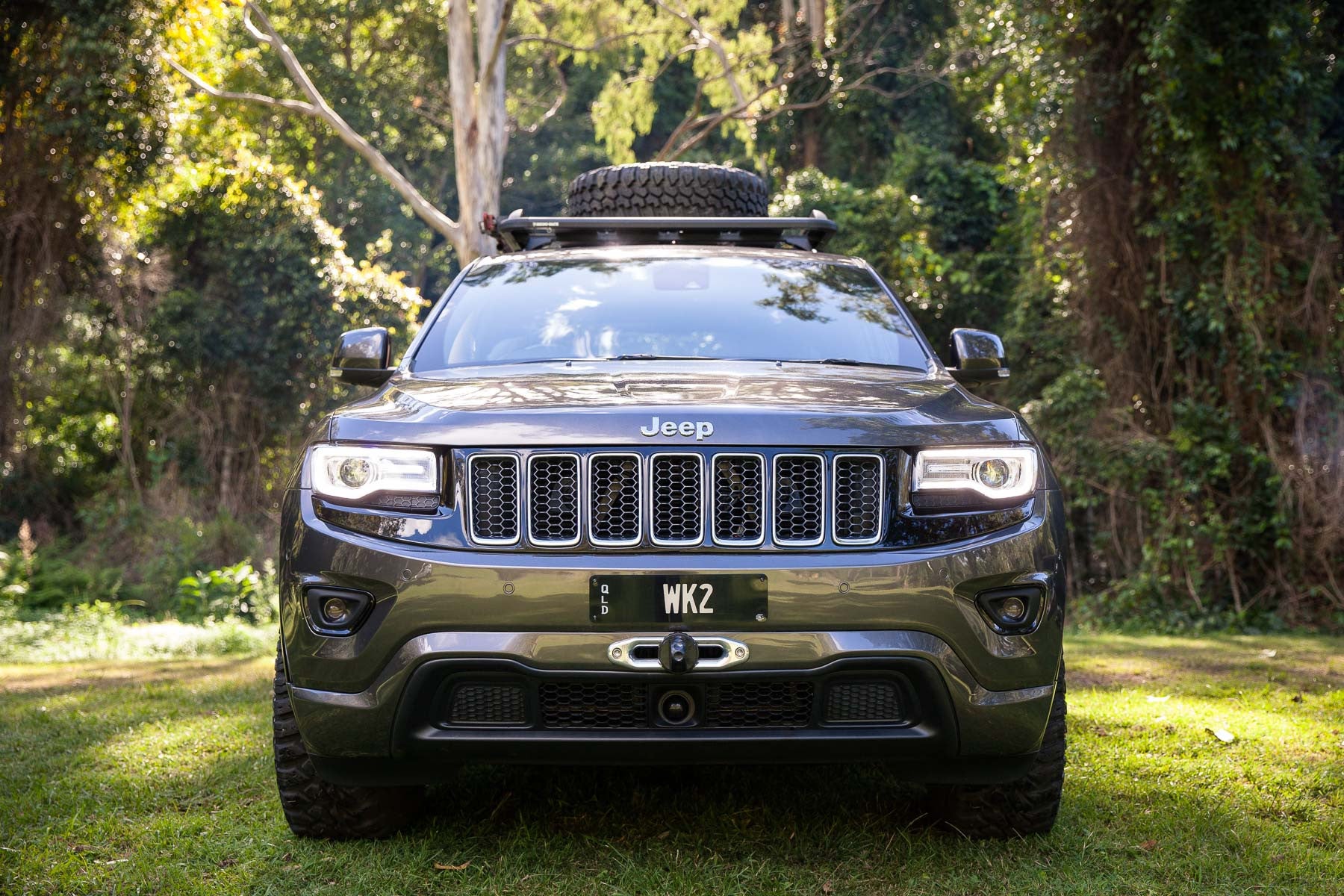 Jeep Grand Cherokee wk2 снизу