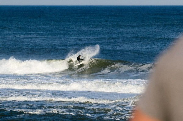 Captura de pantalla FireShot #083 - 'AGUACERO DE ABRIL' - www_easternsurf_com_index_php_option=com_k2&view=item&id=1991_april-downpour&Itemid=109