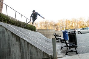 Ronnie Sal Flip 3-1410-Blog