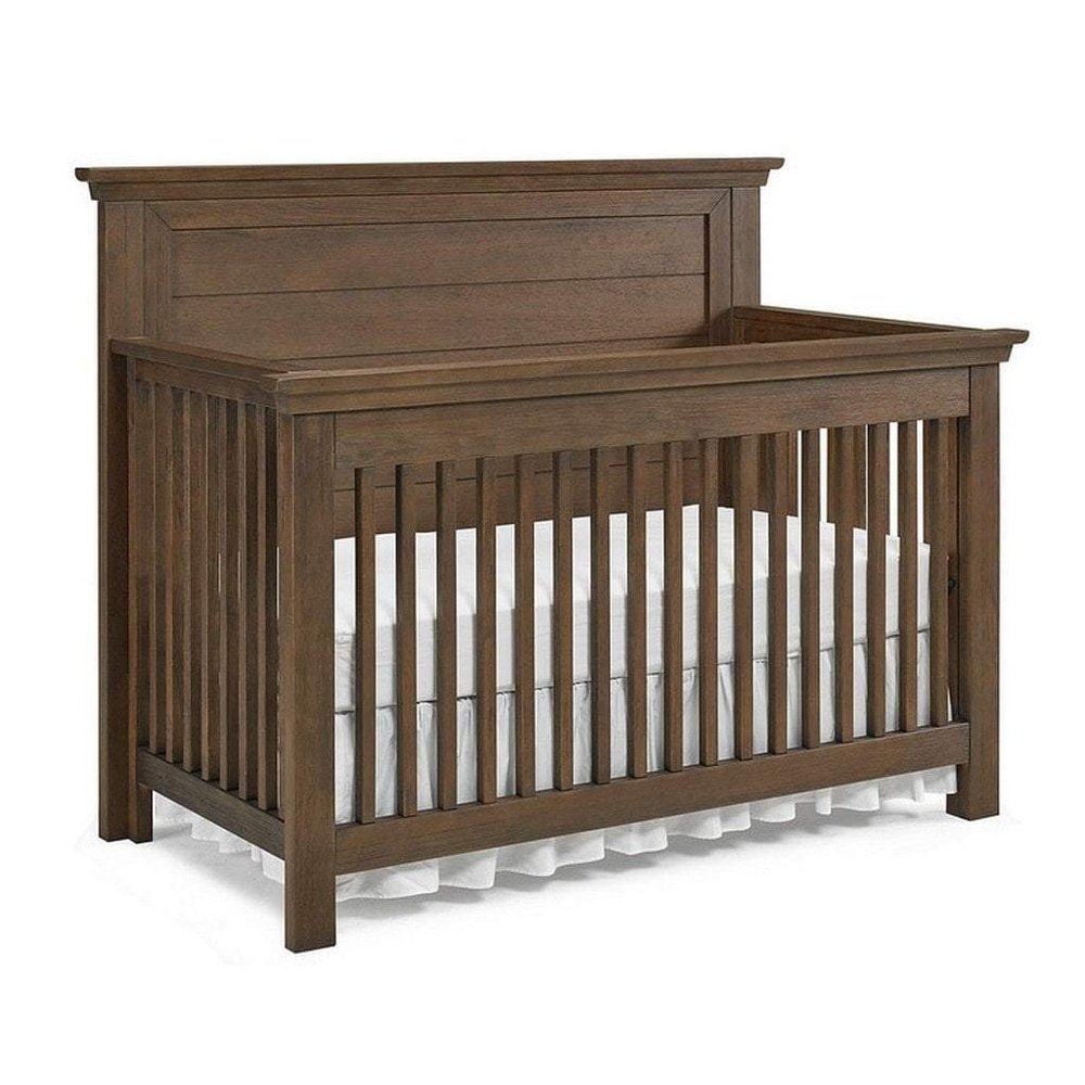baby bed and dresser