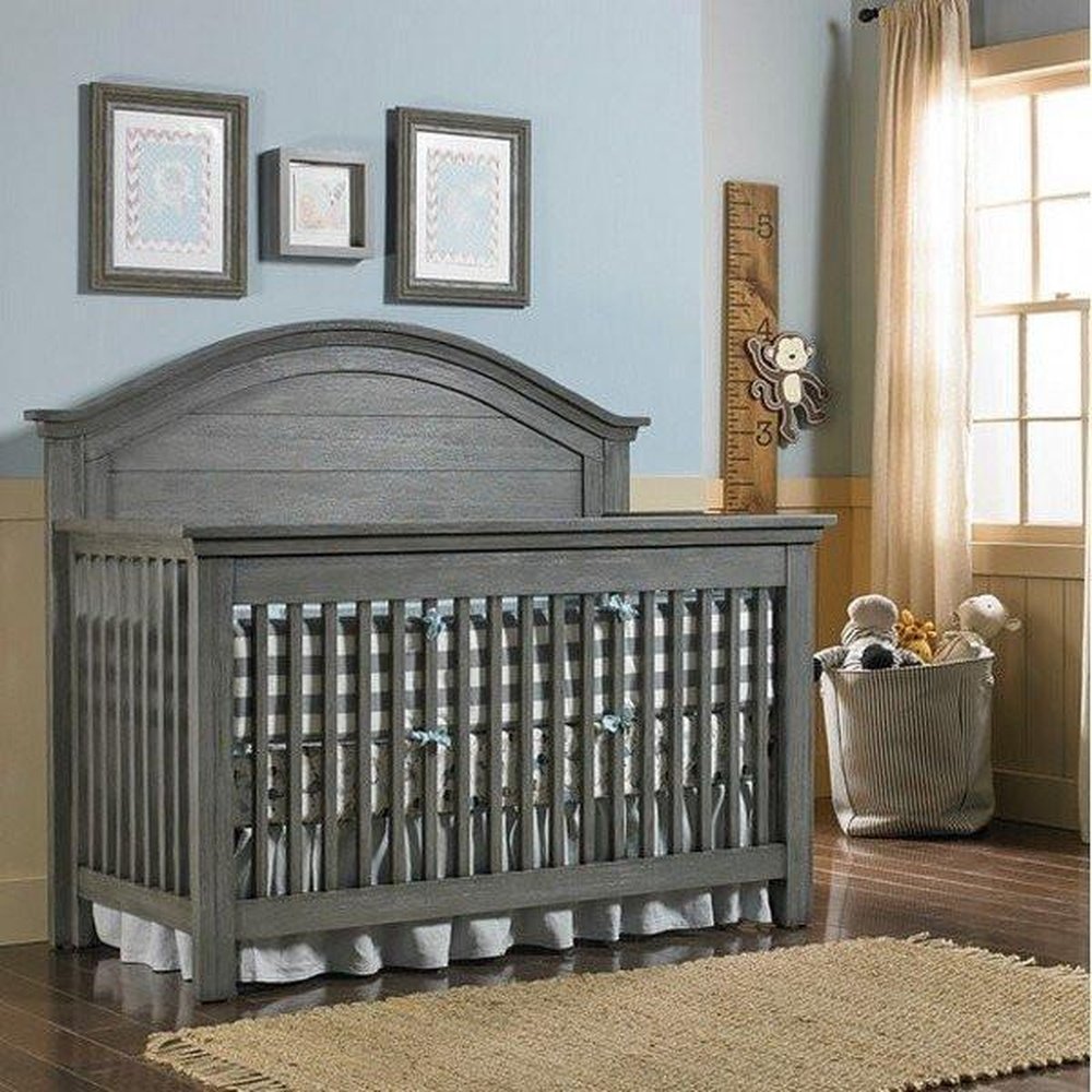 baby bed and dresser