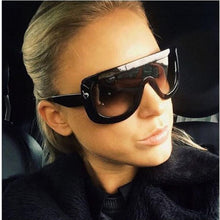 Aceteate Gradient Shades Women Sunglasses