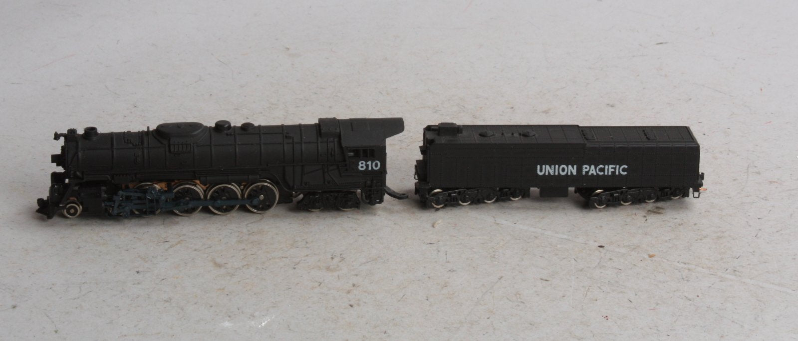 Bachmann 4785 N Union Pacific 4 8 4 Steam Locomotive