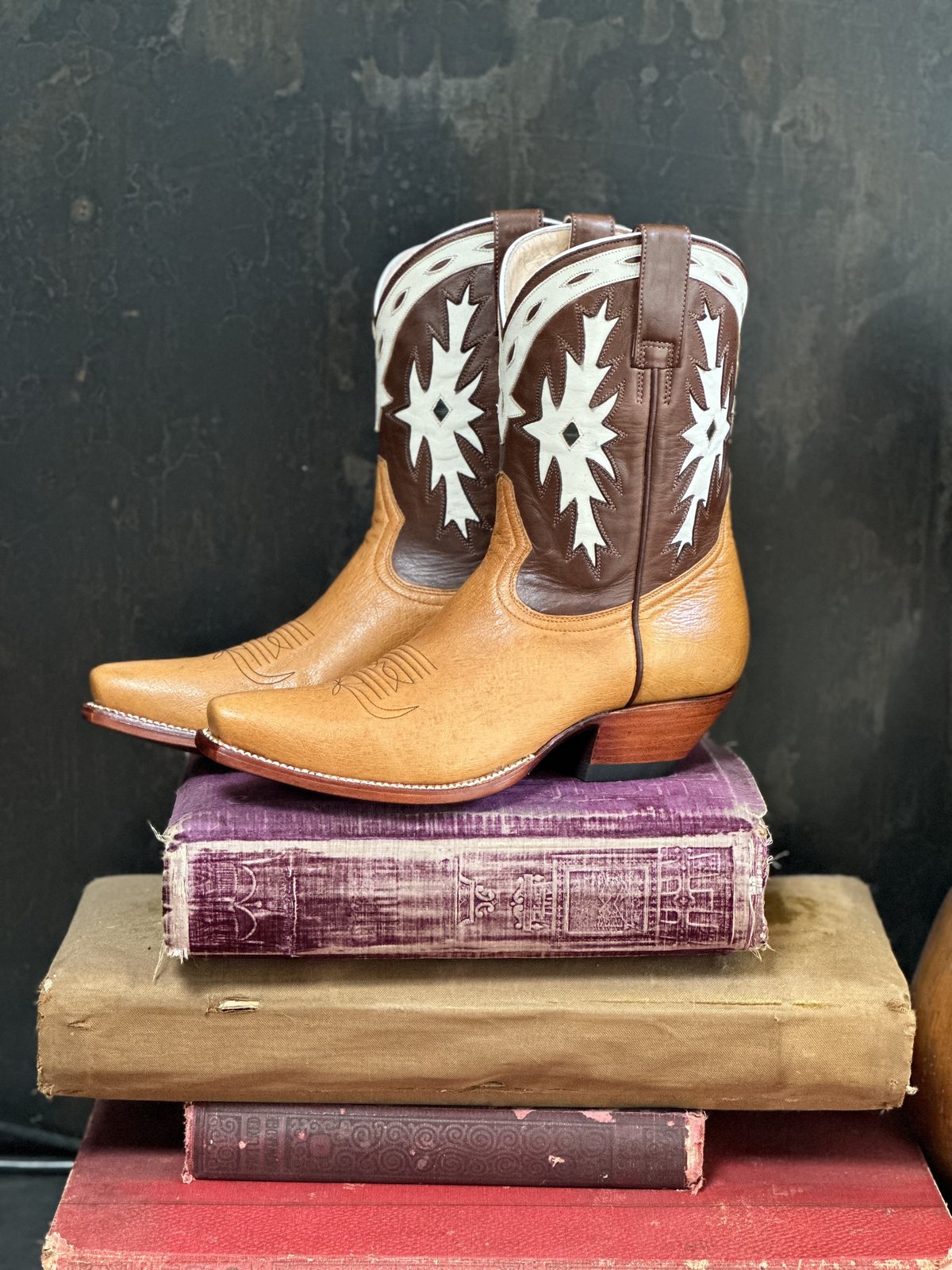 authentic womens cowboy boots