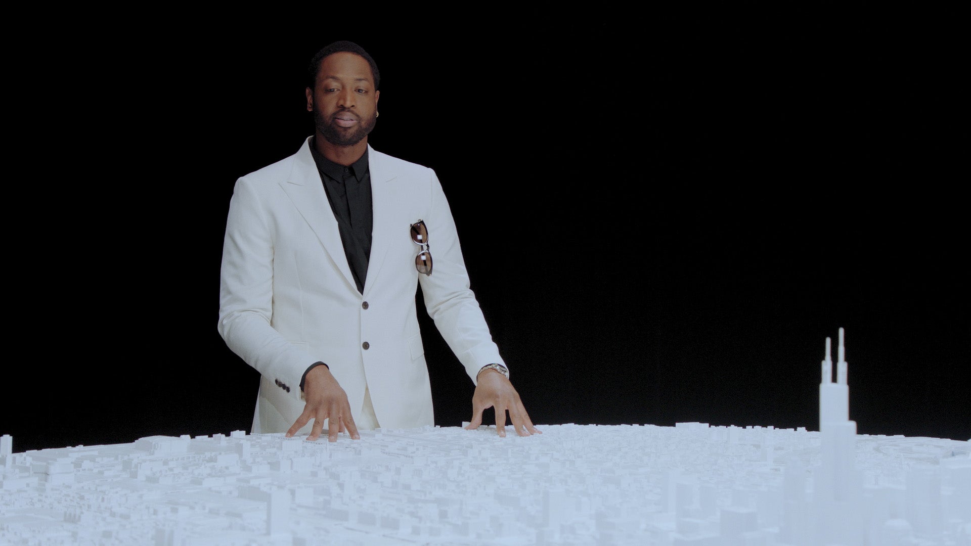 Dwayne Wade with Microscape's 15 foot diameter circular model of Chicago