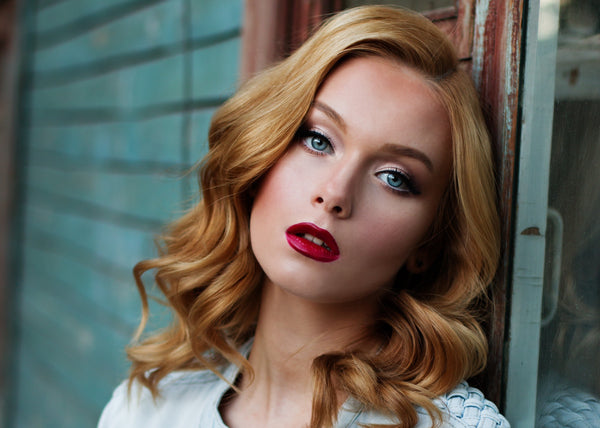 Best Mineral Makeup: Blonde woman with red lipstick