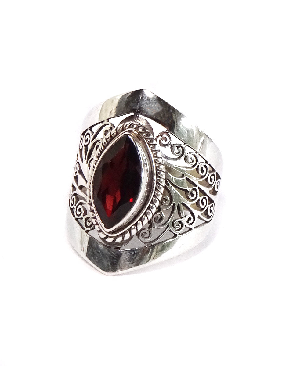 Tear Shaped Jali Ring