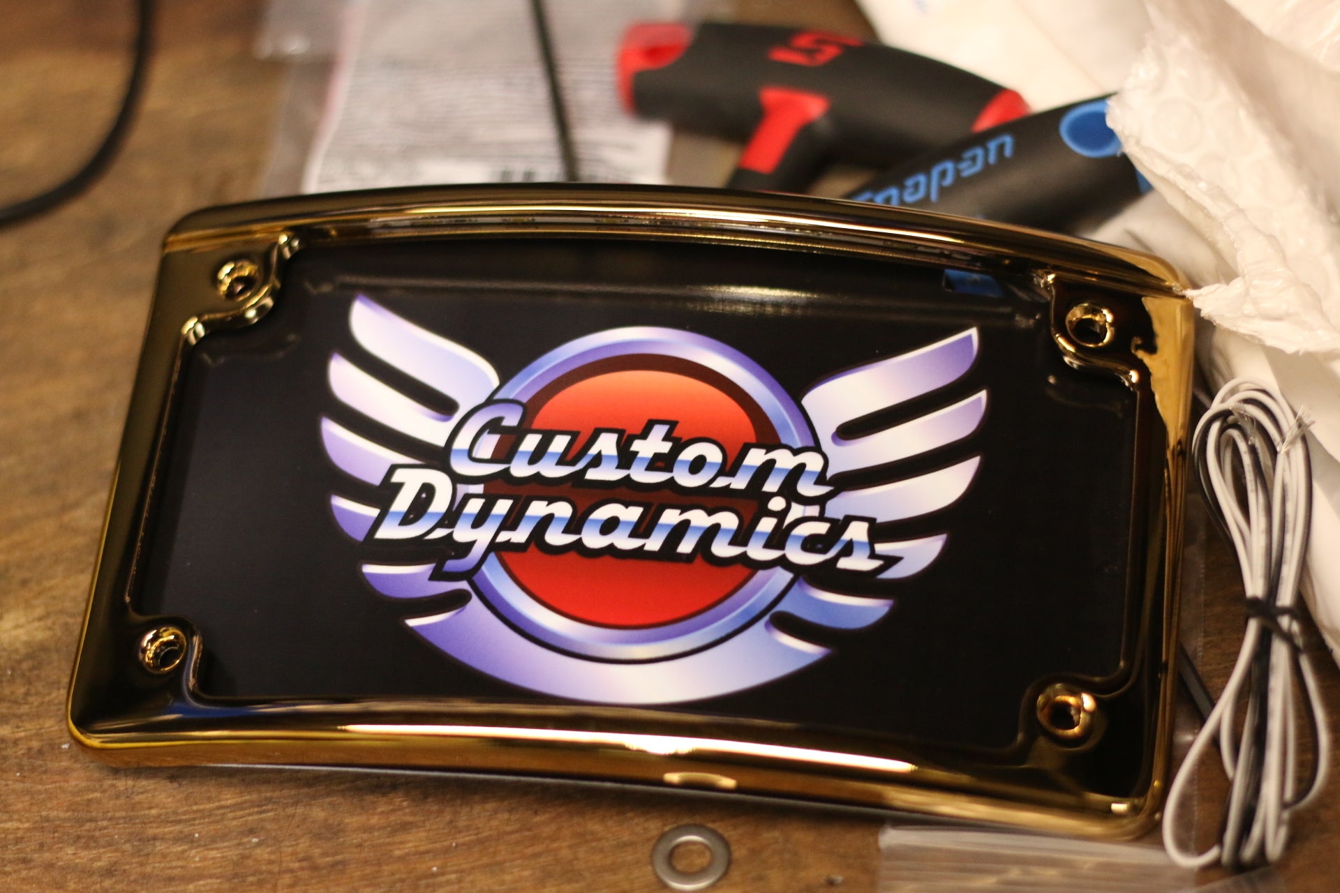 custom dynamics led license plate frame