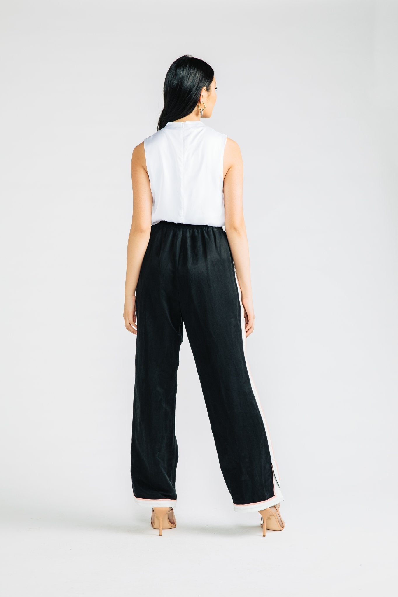 Hera Cropped Pleated Blouse – Chloe Kristyn