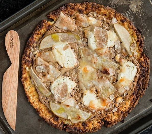 Pizza de Coliflor y Trufa Sarai's Superfood Spreads