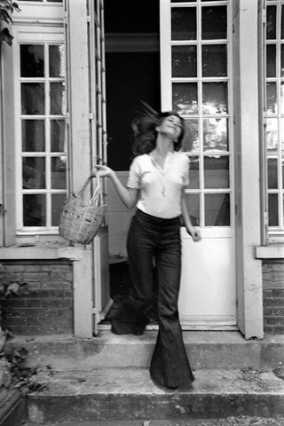 Flare wearing goddess Jane Birkin!