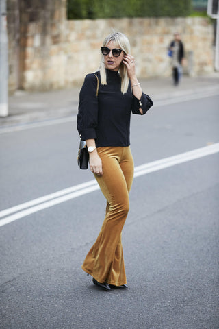 Leder und Lattes Gold Senf Flares Sydney