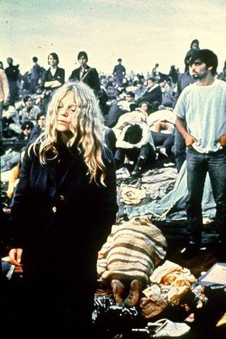 Woodstock Crowd Flare Street 14