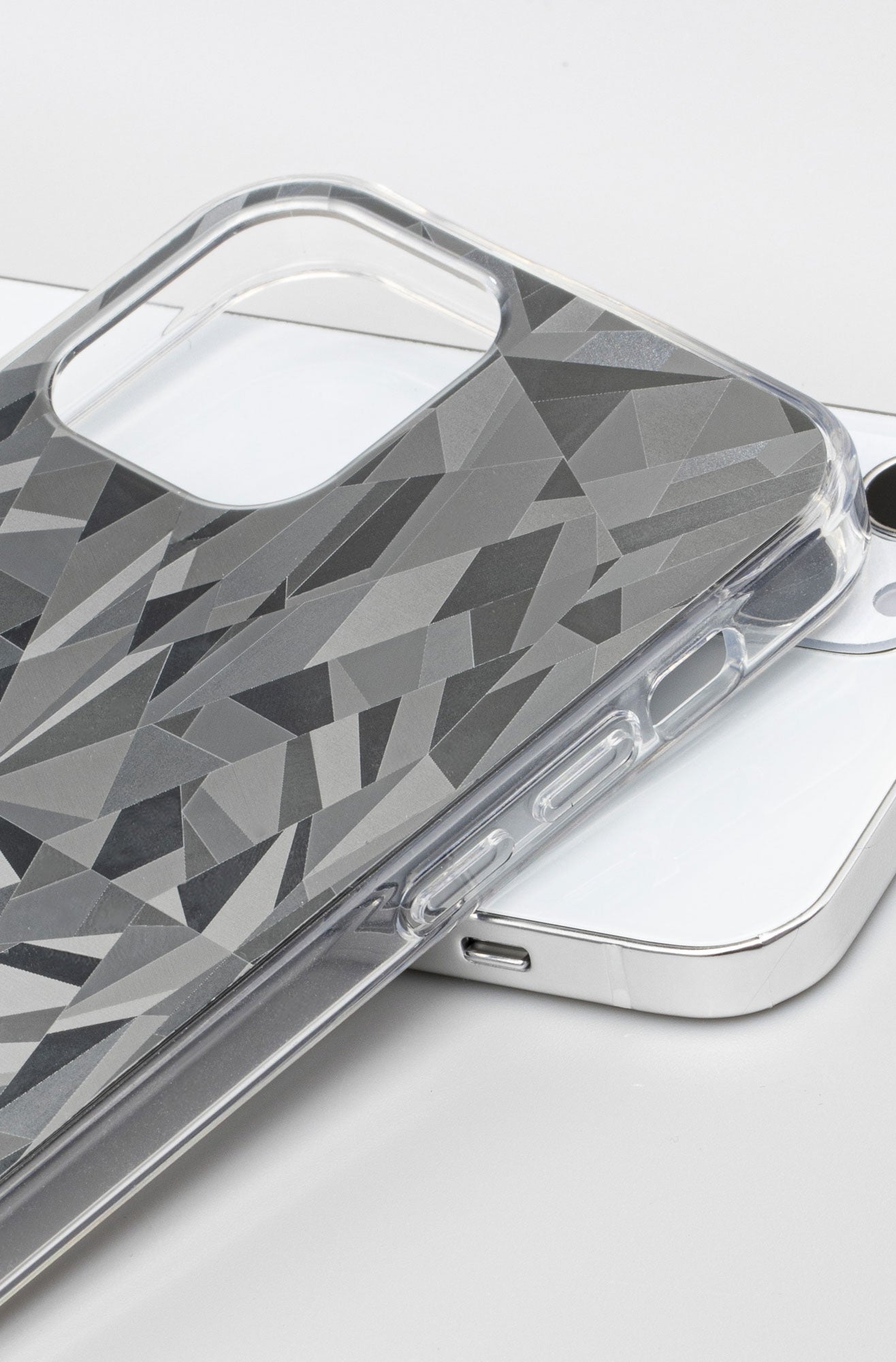 LAUT - DIAMOND case for iPhone 12 series