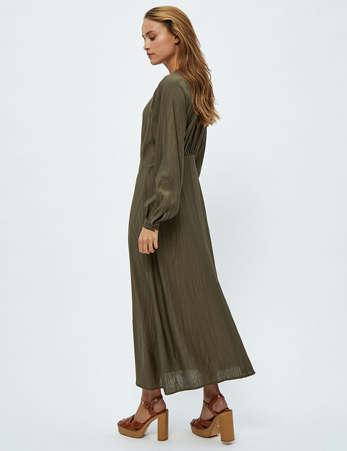 Minus April Shirtdress, Vestido camisero para Mujer, Multicolor (9382 Ivy  green stripes), 40 : : Moda