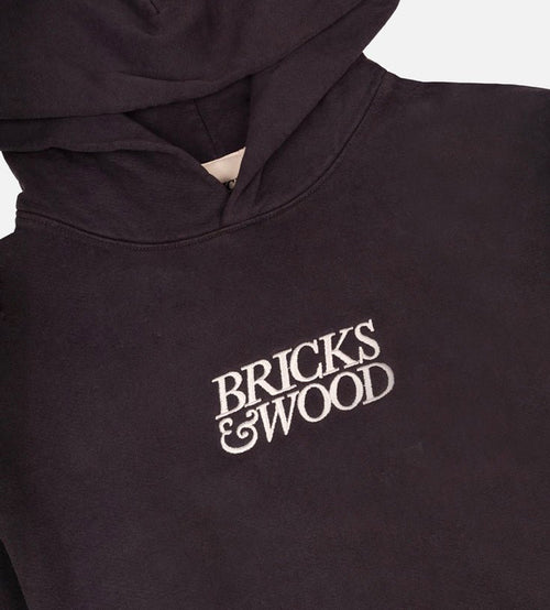 Bricks & Wood – Proper