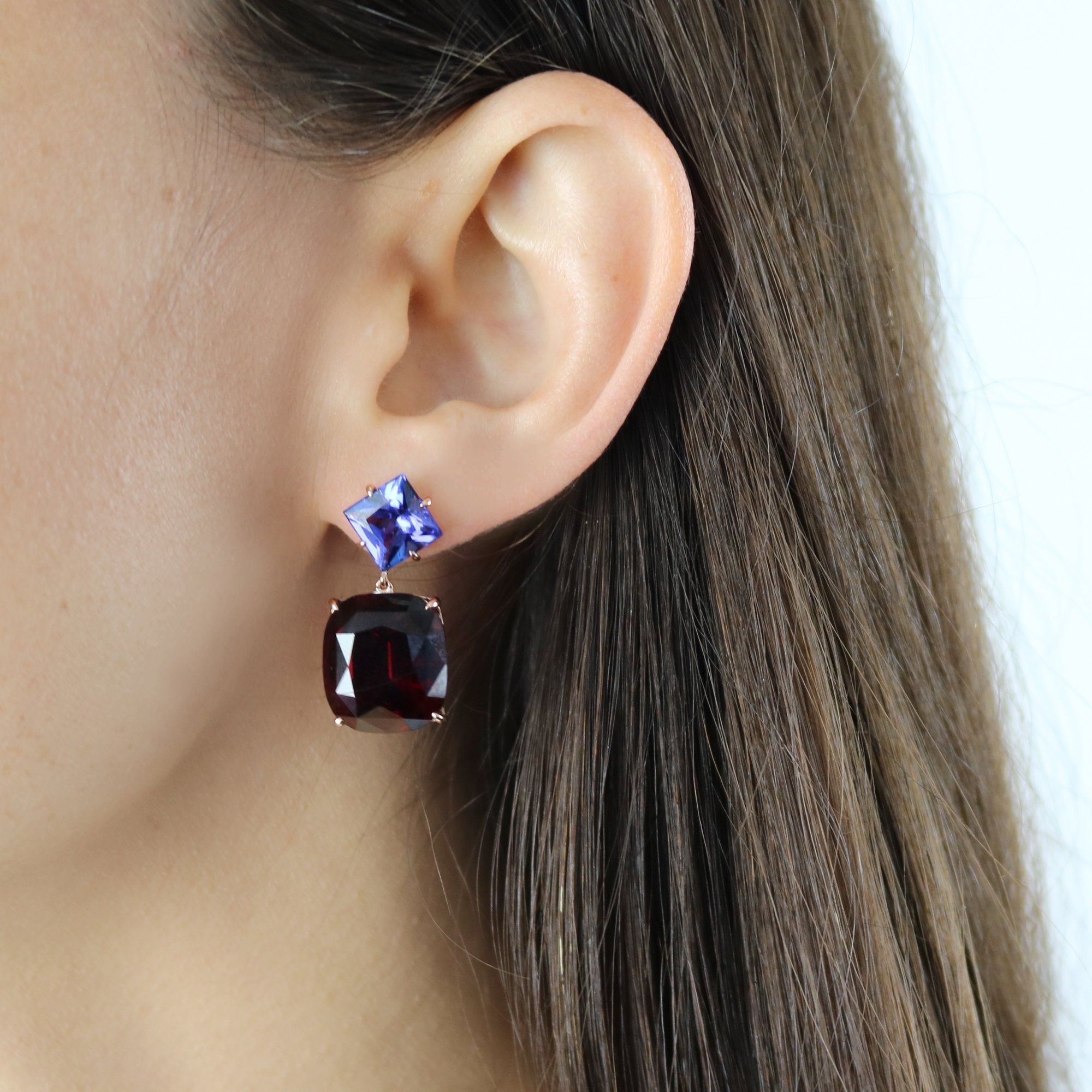 18kt Gold Rhodolite Garnet and Tanzanite Earrings