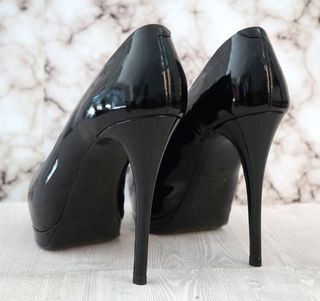 black patent peep toe pumps