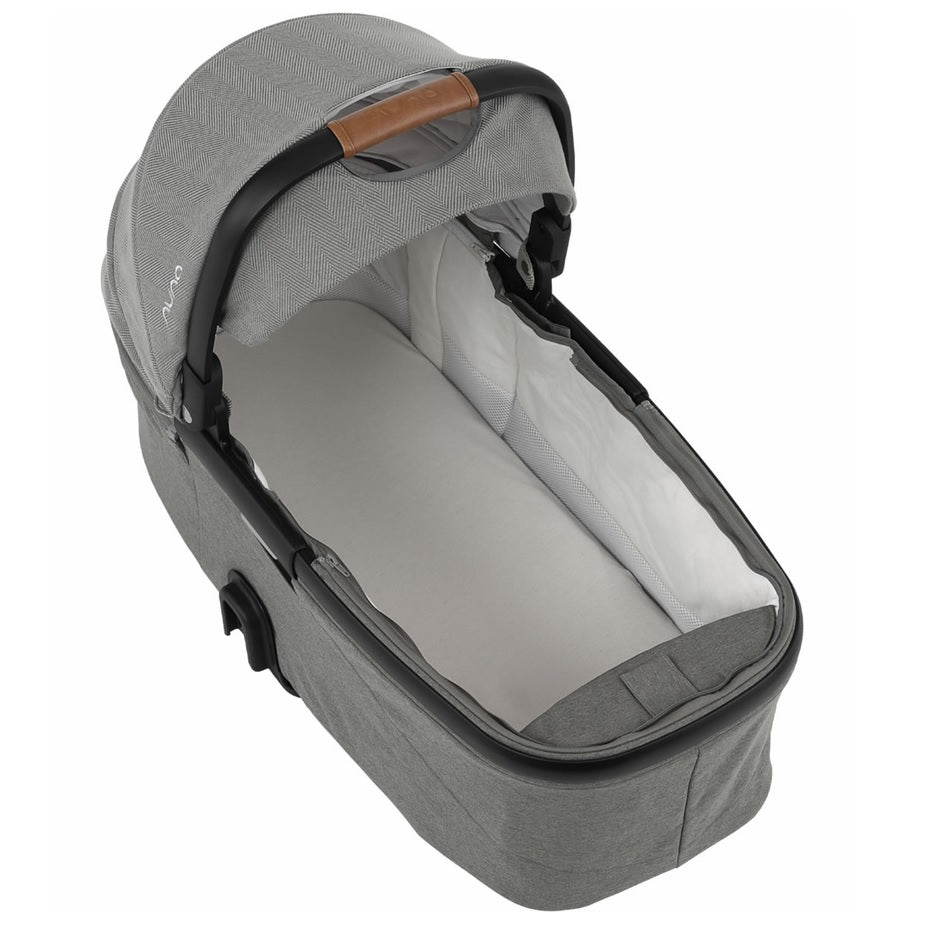 nuna demi bassinet