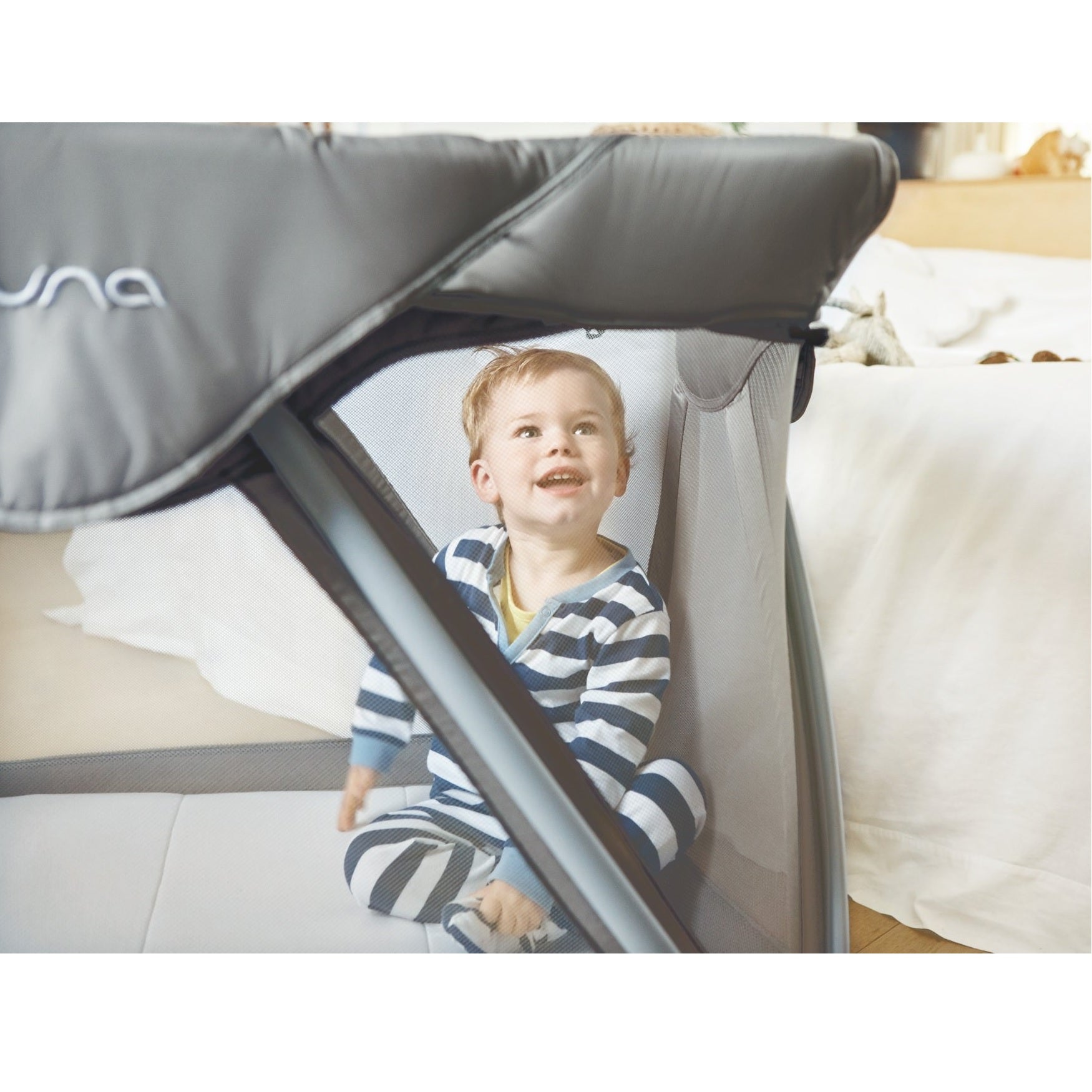 nuna 2019 sena aire travel crib