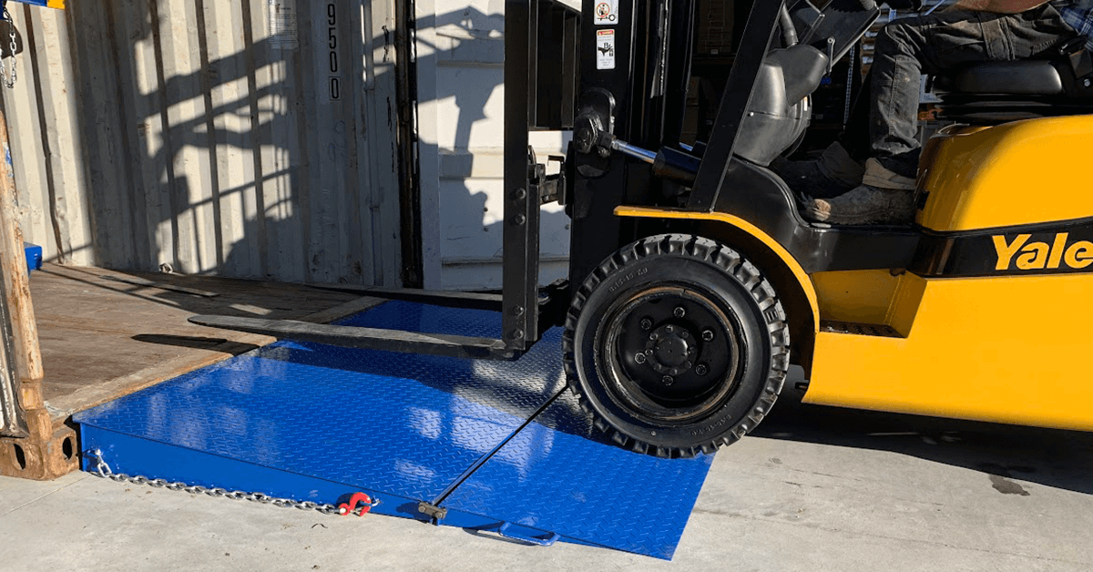 Forklift-and-the-container-ramp