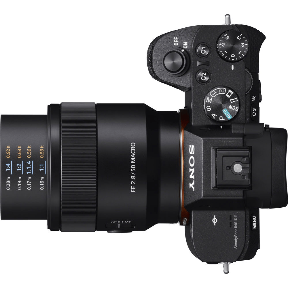 Centro de niños Estar confundido pronto Sony FE 50mm F2.8 Macro Lens by Sony at B&C Camera