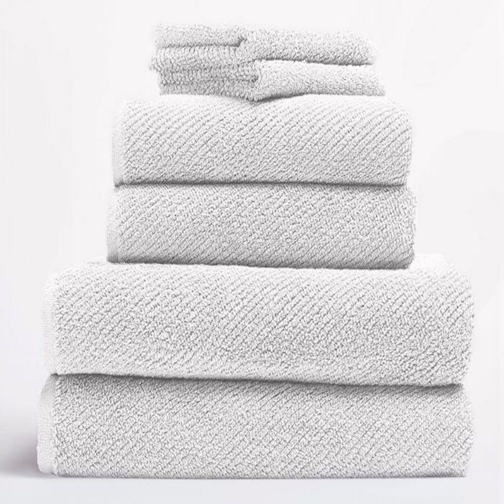 Air Weight Alpine White Organic Bath Towels