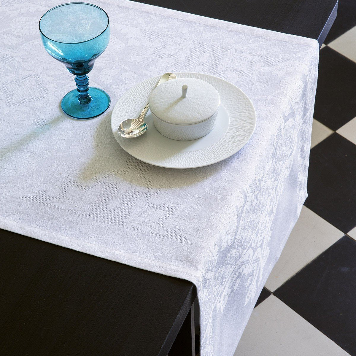 Tivoli Pearl Table Linens by Le Jacquard Français