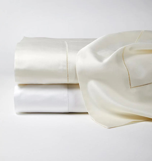 Buyer's Guide for Luxury Sheets: Matouk, Sferra, and Frette - FIG ...