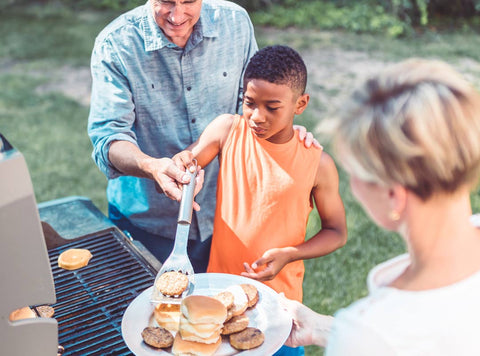 kid-hosting BBQ-party