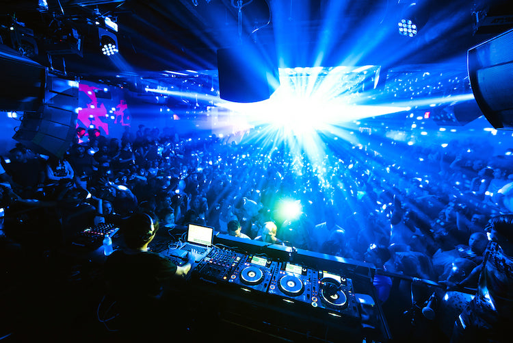 Nightclub, Cocktail Bar, Lounge Sound Audio Lighting DJ Gear Package - Sonido Live
