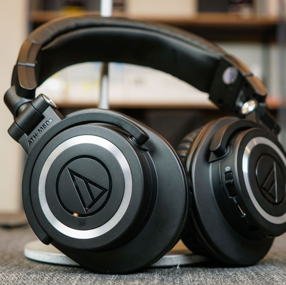 Audio-Technica ATH-M50x DJ Headphones