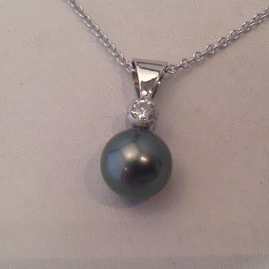 Small Tahitian Pearl Pendant