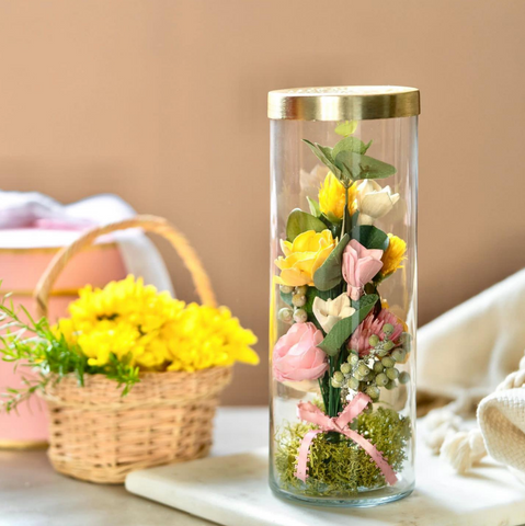 Dried floral table decor