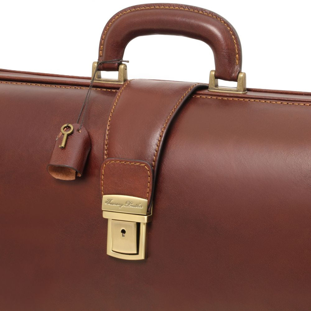 leather doctor bag briefcases