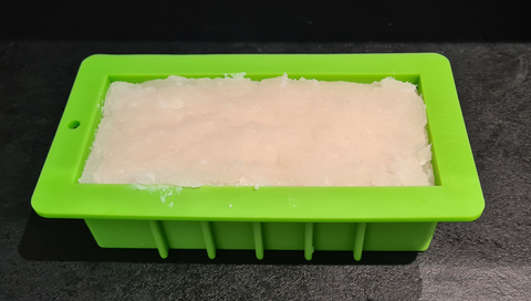 Moulding hot process soap