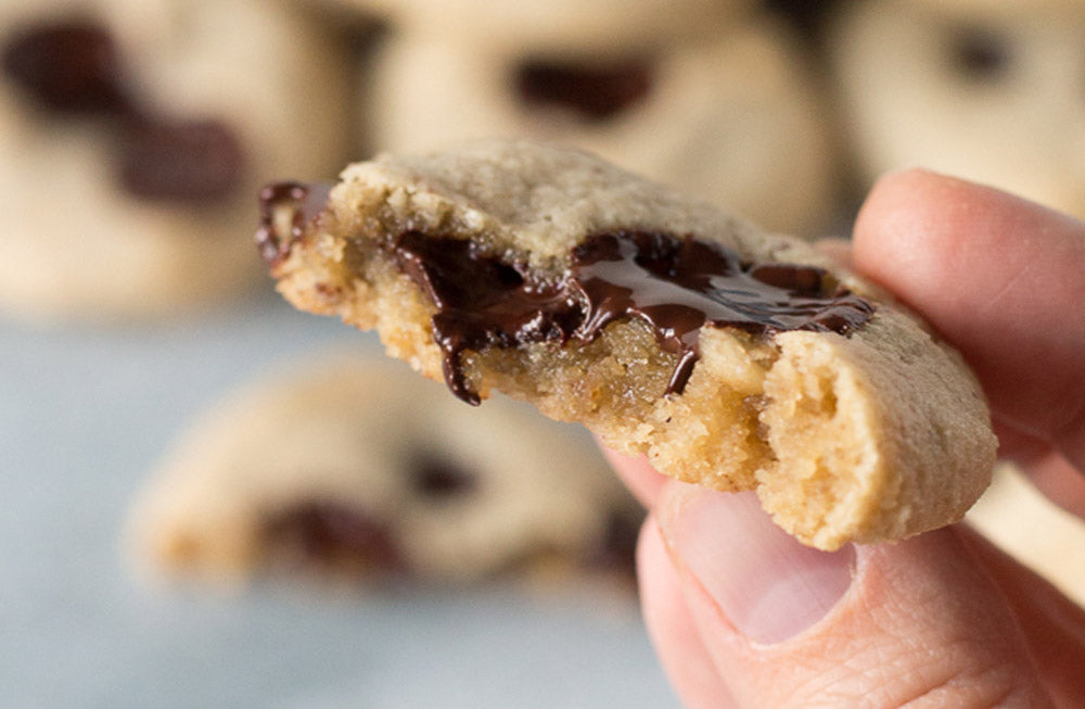 Tahini Hu Dark Chocolate Chip Macadamia Nut Cookies