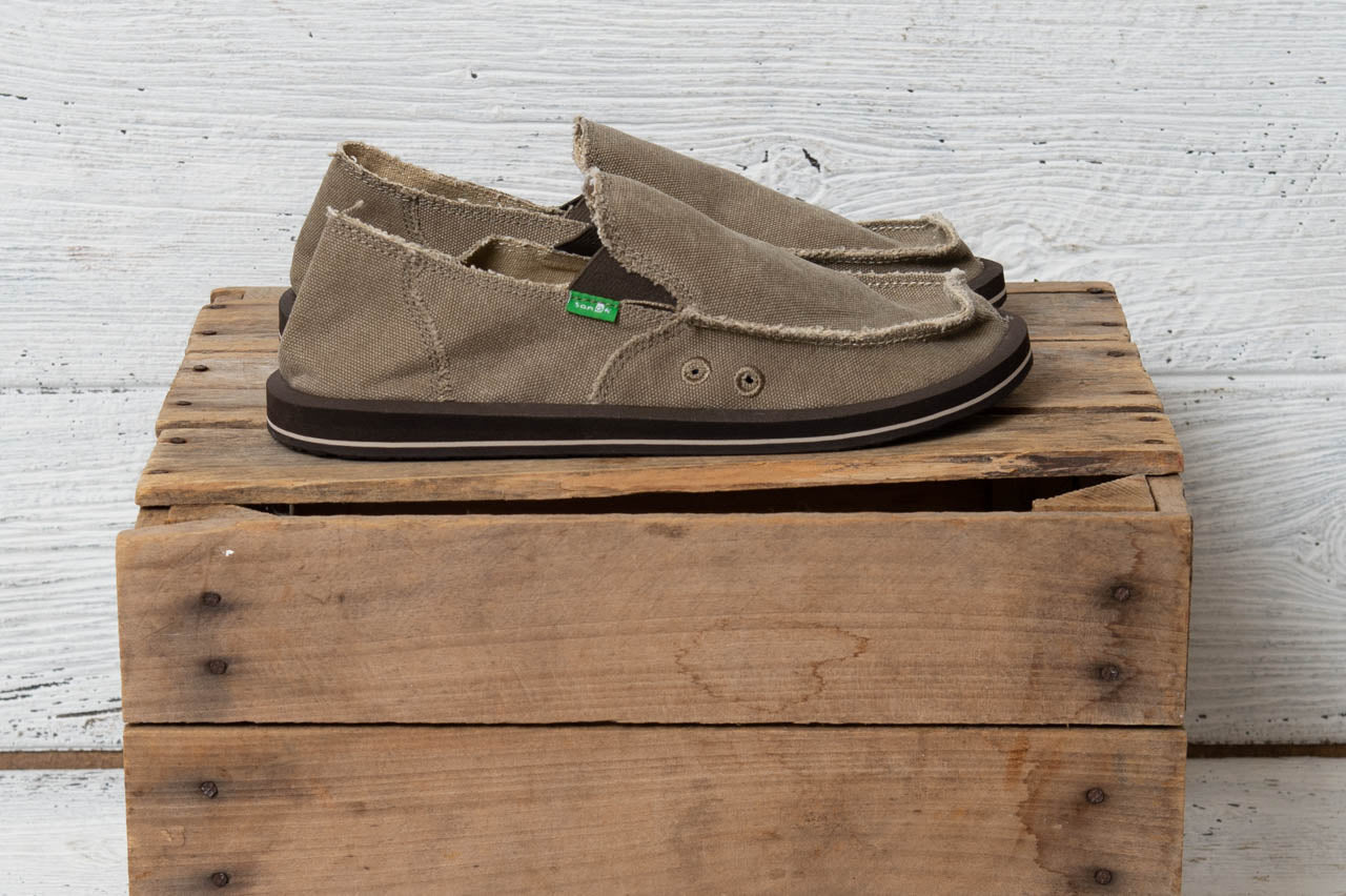 sanuk men's vagabond