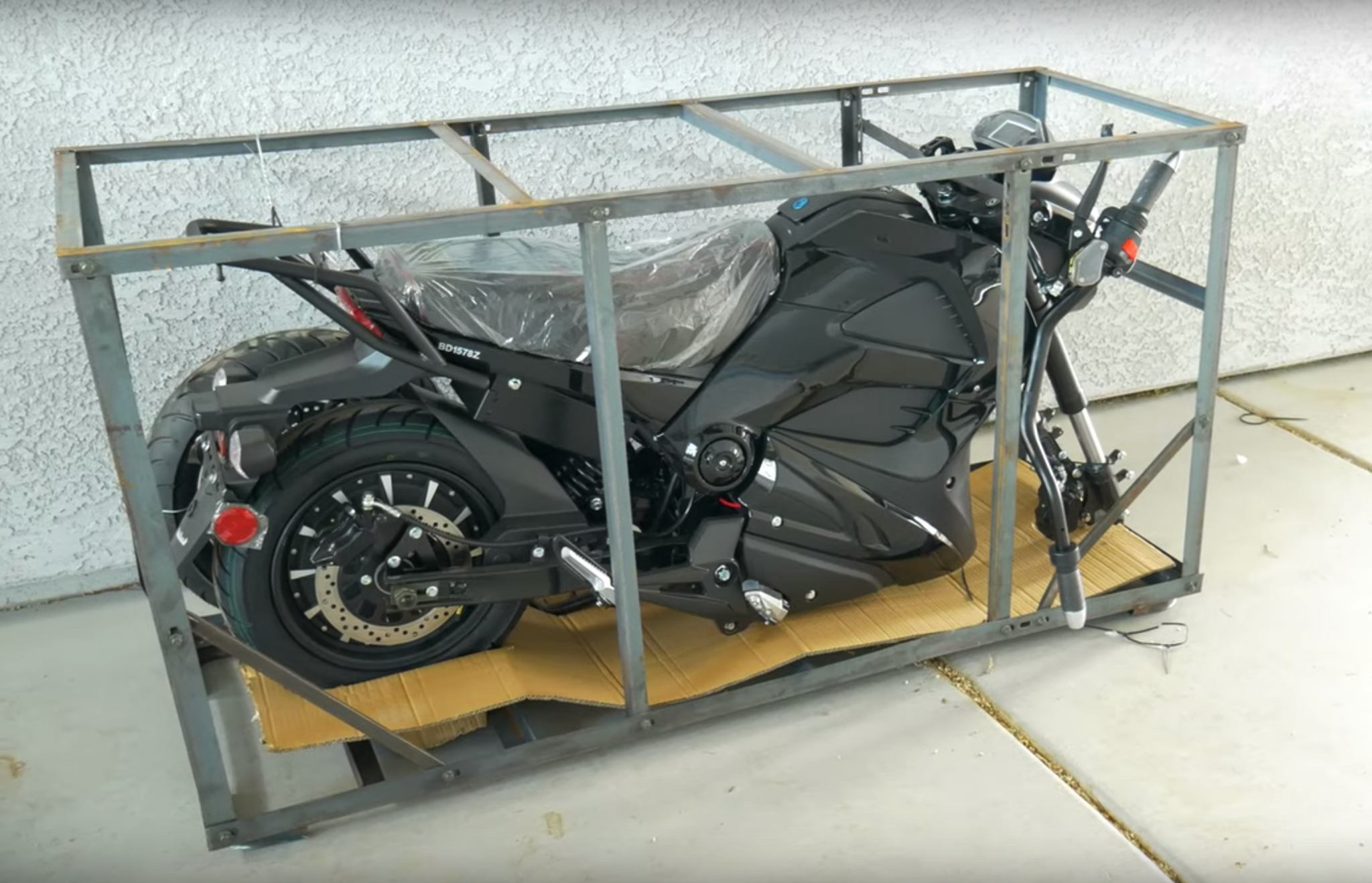 boom evader electric motorcycle