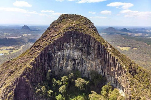 glasshouse mountains